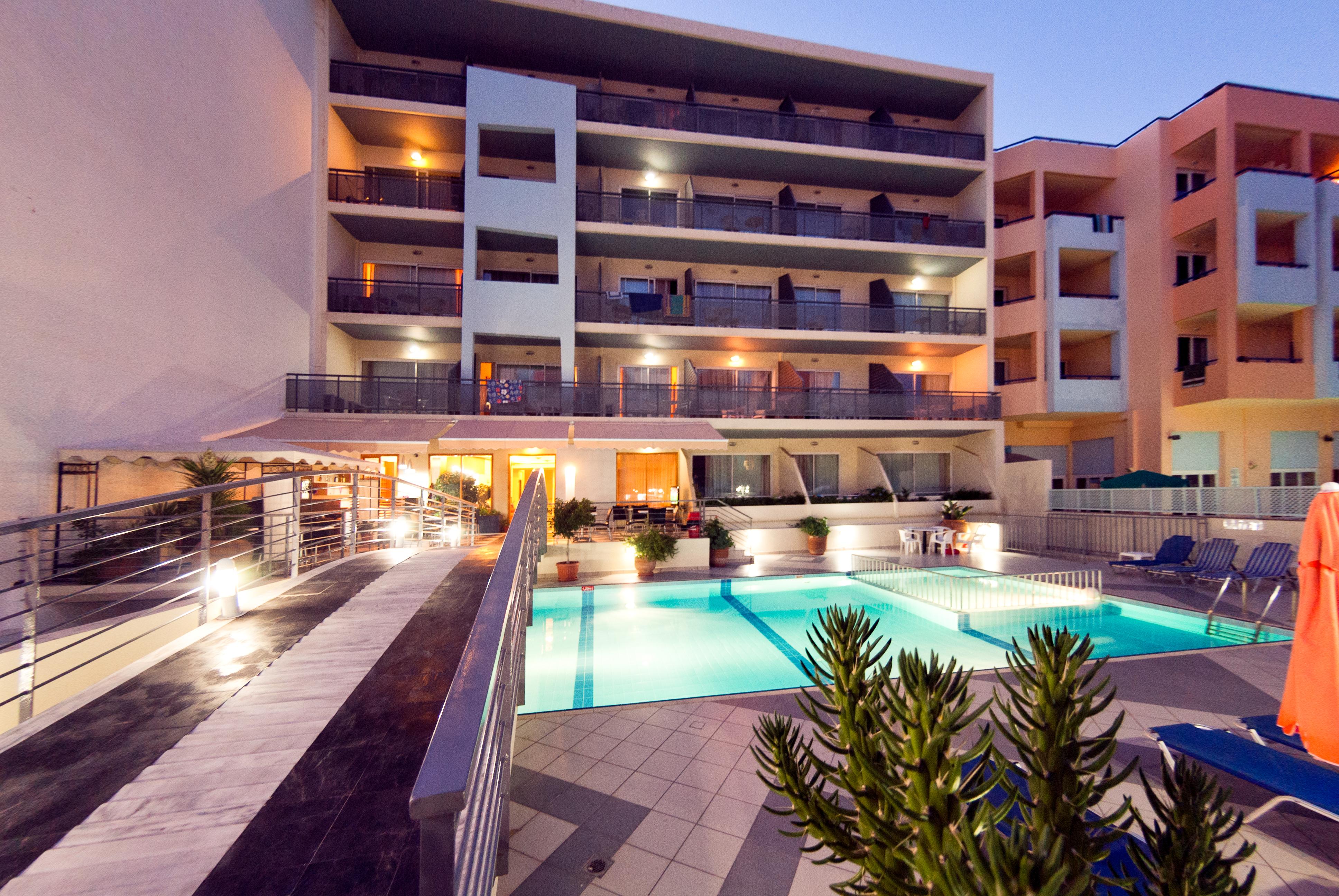 Kleoniki Mare Aparthotel Ретимно Екстериор снимка