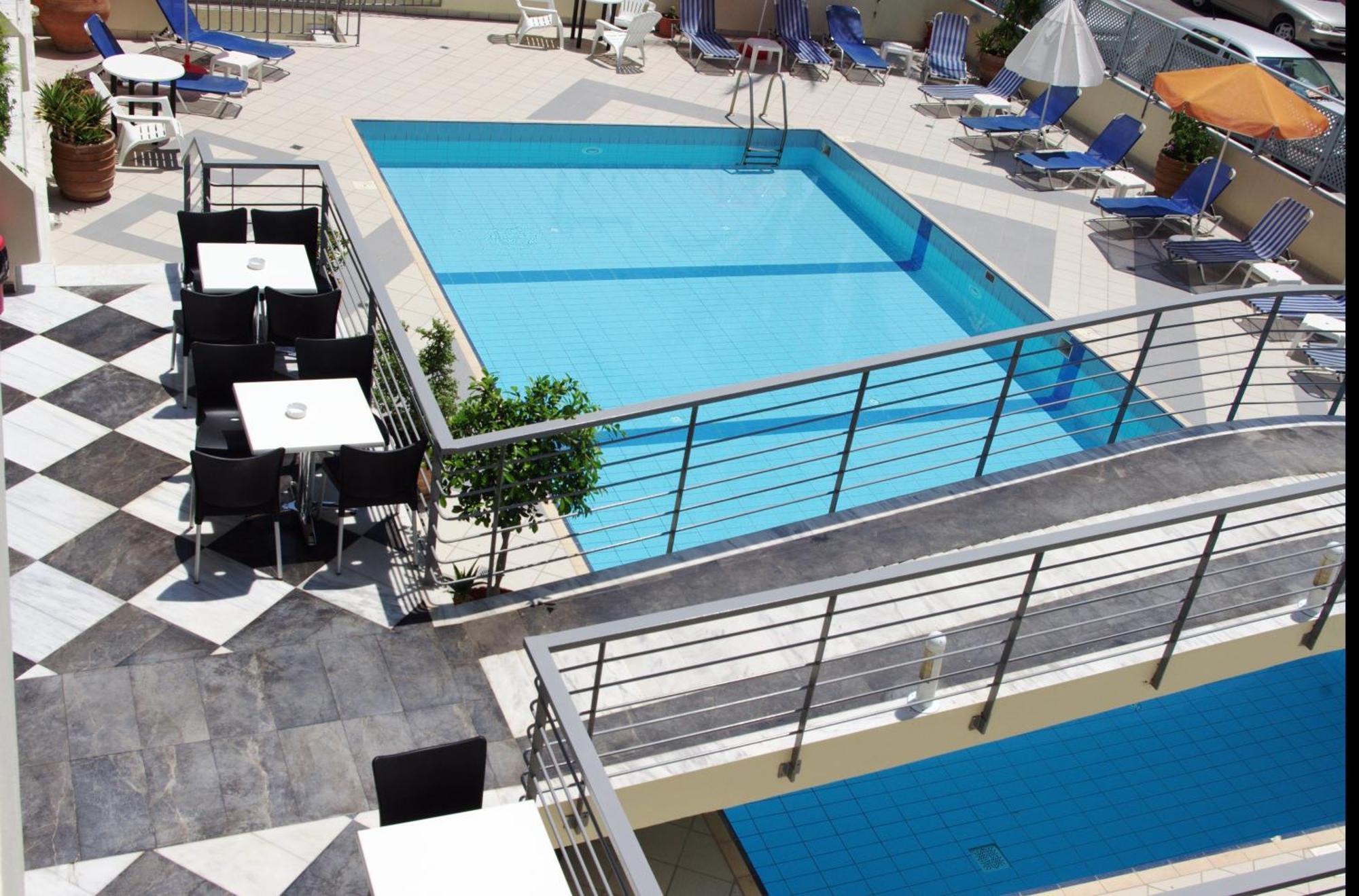 Kleoniki Mare Aparthotel Ретимно Екстериор снимка